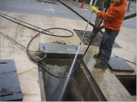 剑河池底污泥如何清理